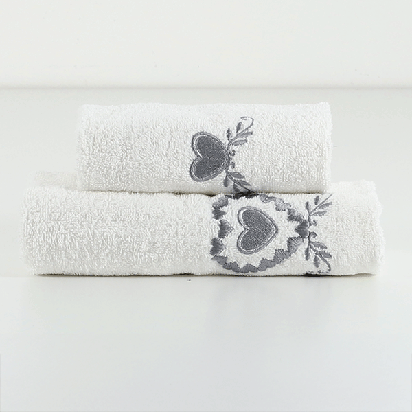 Viso-Ospite-Valentina-Bianco