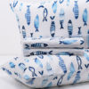 Completo-Letto-Mano-Seta-Fish-Fondo-Bianco-Disegno-Blu