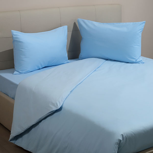 Parure-Copripiumino-100-Cotone-Continuativo-Color-Celeste-Letto.jpg