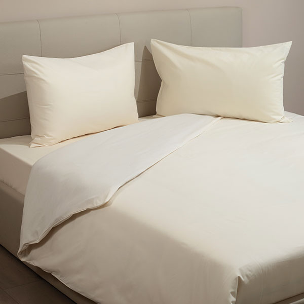 Parure-Copripiumino-100-Cotone-Continuativo-Color-Panna-Letto.jpg