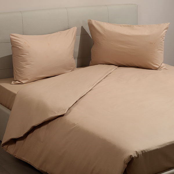 Parure-Copripiumino-100-Cotone-Continuativo-Color-Tortora-Letto.jpg