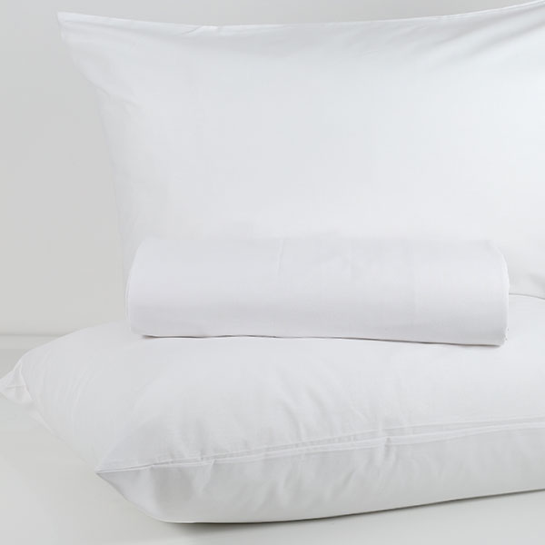 Parure-Copripiumino-Tinta-Unita-Continuativo Color Bianco