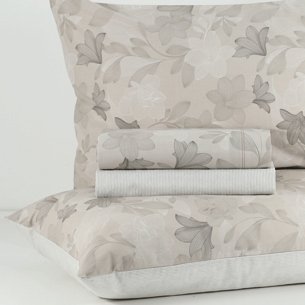 Completo-lenzuola-Giglio-Beige-2.png