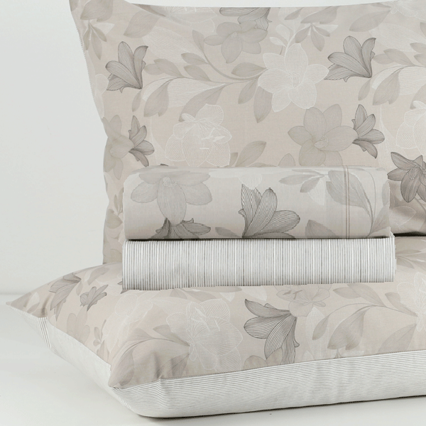 Completo-lenzuola-Flanella-Giglio-Beige-2.png