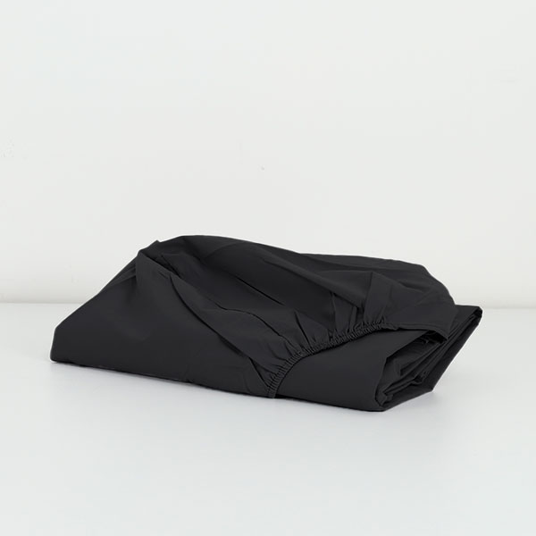 Sotto-Con-Angoli-Arcobaleno-Nero