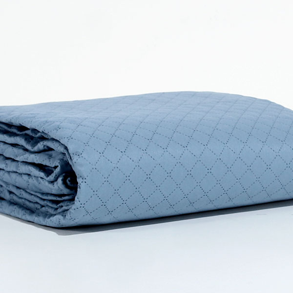 Trapuntino-Boutis-Camilla-mano-seta-Avio